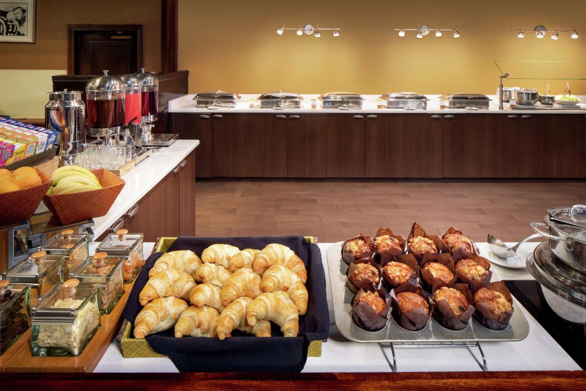 Wyndham Independence Hotel Екстериор снимка