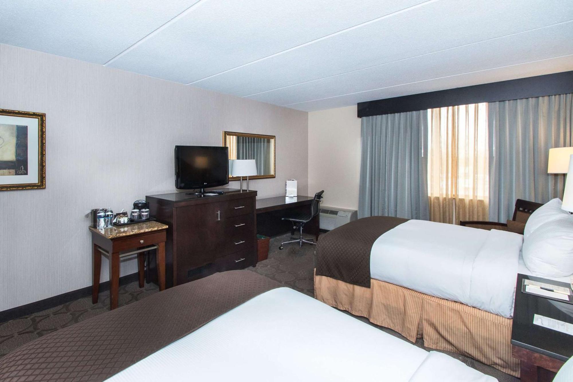 Wyndham Independence Hotel Екстериор снимка
