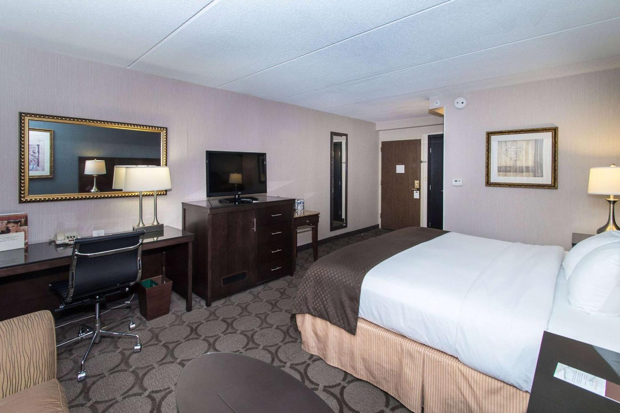 Wyndham Independence Hotel Екстериор снимка